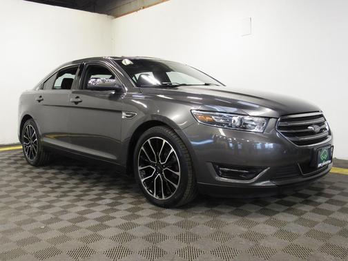 2017 Ford Taurus Limited