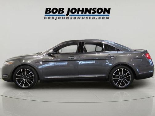 2017 Ford Taurus Limited