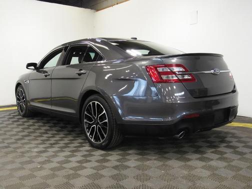 2017 Ford Taurus Limited