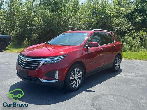 Cherry Red Tintcoat 2022 Chevrolet Equinox Premier w/1LZ