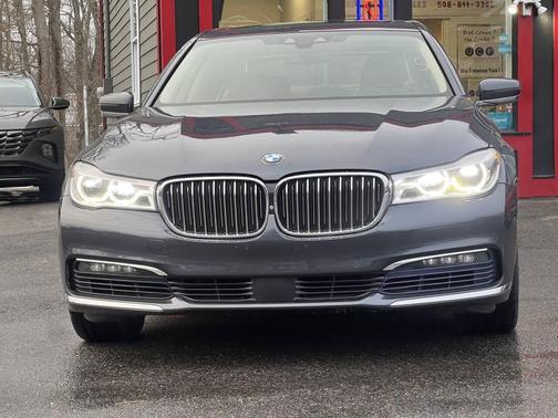 2016 BMW 750 i xDrive