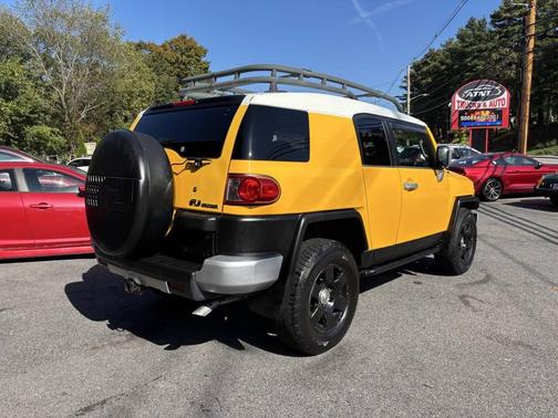 2007 Toyota FJ Cruiser Base