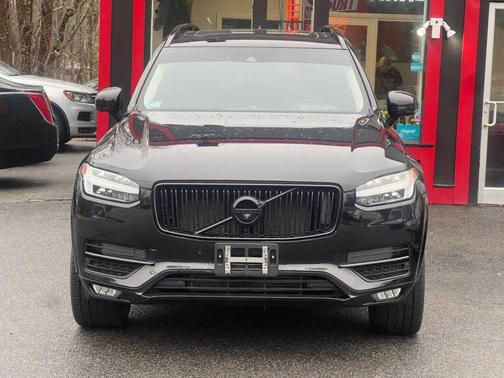 Onyx Black Metallic 2016 Volvo XC90 T6 Momentum