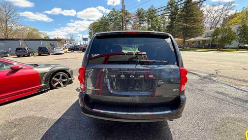 True Blue Pearlcoat 2014 Dodge Grand Caravan SXT