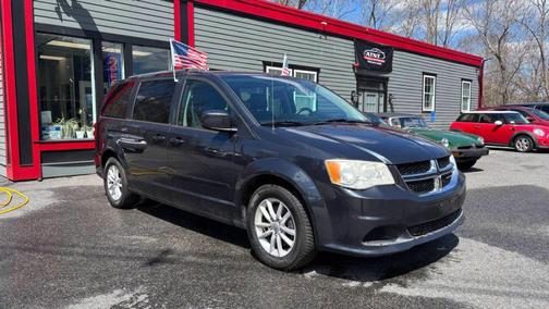 True Blue Pearlcoat 2014 Dodge Grand Caravan SXT