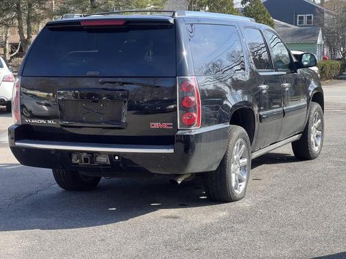 2007 GMC Yukon XL Denali