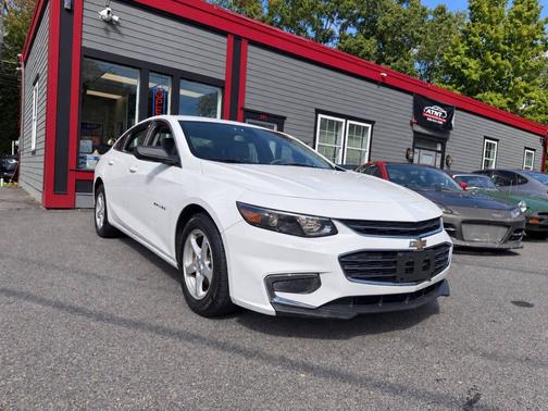 Summit White 2017 Chevrolet Malibu 1LS
