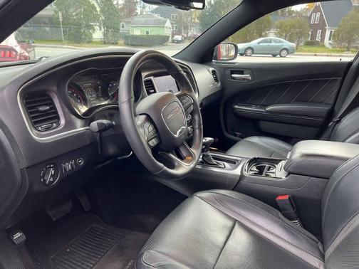 2017 Dodge Charger SXT