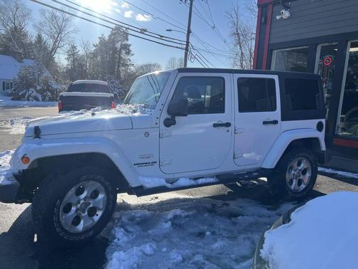 2013 Jeep Wrangler Unlimited Sahara