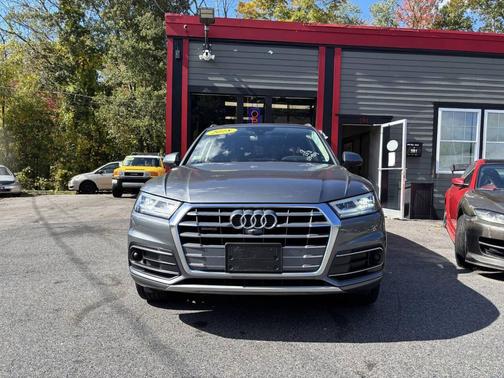 2018 Audi Q5 2.0T Prestige