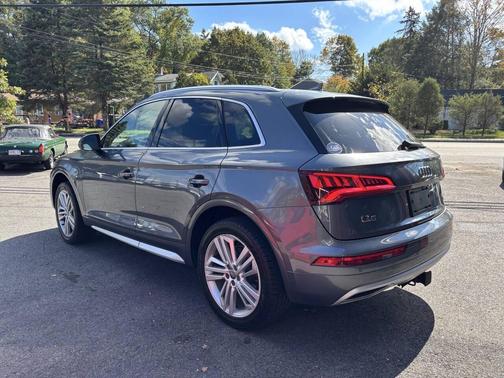 2018 Audi Q5 2.0T Prestige