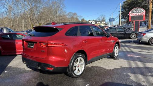 2018 Jaguar F-PACE 25t Premium