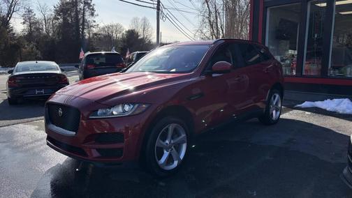 2018 Jaguar F-PACE 25t Premium