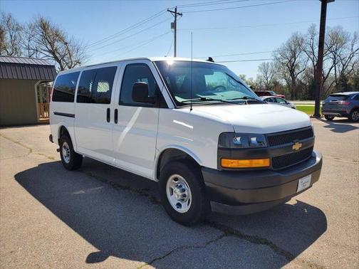 2023 Chevrolet Express 3500 RWD 3500 Regular Wheelbase LS