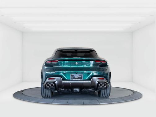 Verde GB23 2025 Ferrari Purosangue AWD