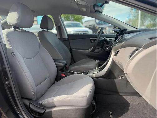 Black 2013 Hyundai ELANTRA GLS