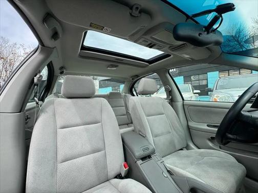 2003 Nissan Maxima SE
