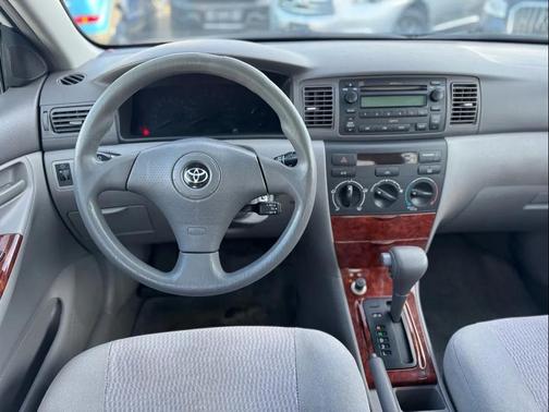 2006 Toyota Corolla LE
