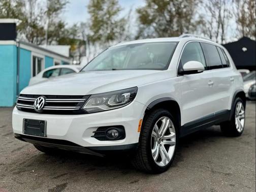 2012 Volkswagen Tiguan SEL
