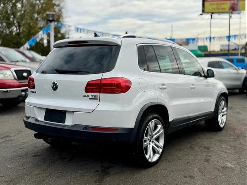 2012 Volkswagen Tiguan SEL