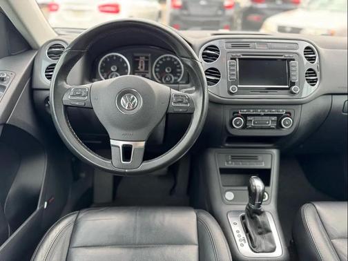 2012 Volkswagen Tiguan SEL