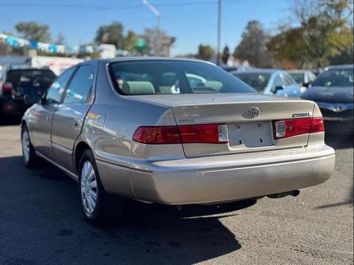 2001 Toyota Camry LE