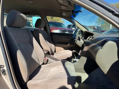 2001 Toyota Camry LE