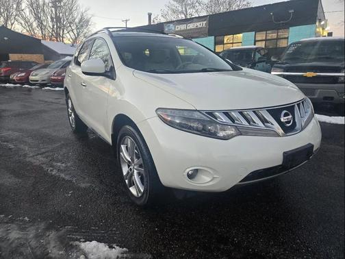 2010 Nissan Murano LE