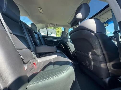 2010 Acura TL Technology