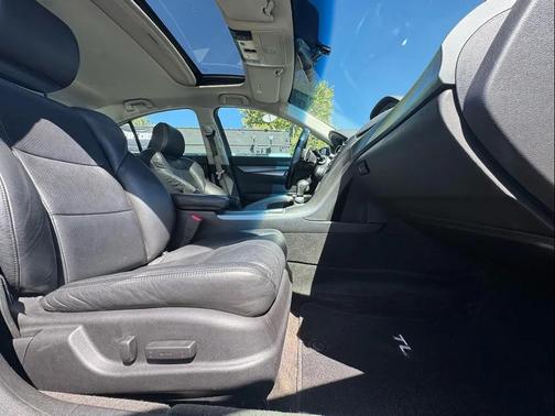 2010 Acura TL Technology