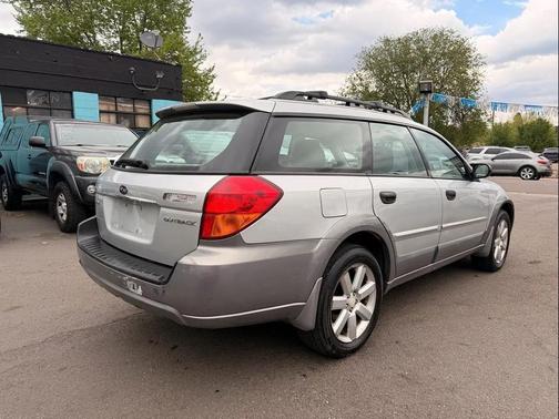 Brilliant Silver Metallic/Granite Gray Opal 2006 Subaru Outback 2.5 i