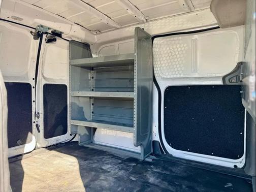 2017 Nissan NV200 S