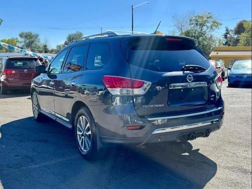 2014 Nissan Pathfinder SL