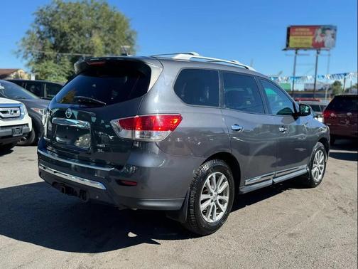 2014 Nissan Pathfinder SL