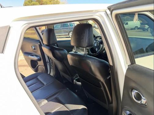 Pearl White 2013 Nissan Juke SL