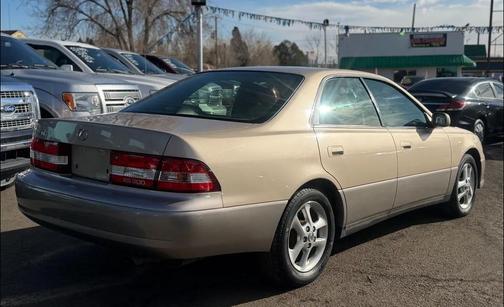 2001 Lexus ES 300 Base