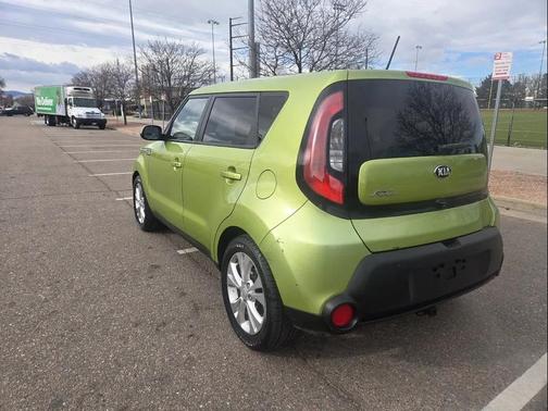 2015 Kia Soul +