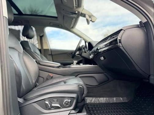 2017 Audi Q7 3.0T Prestige