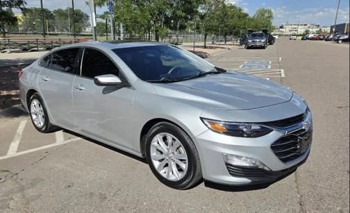 Silver Ice Metallic 2019 Chevrolet Malibu LT