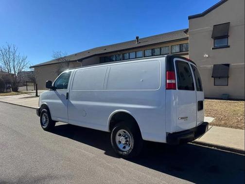 2015 Chevrolet Express 2500 Work Van