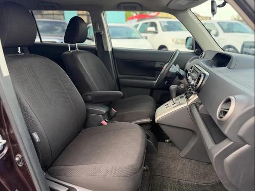 Blackberry Crush Metallic 2008 Scion xB Base