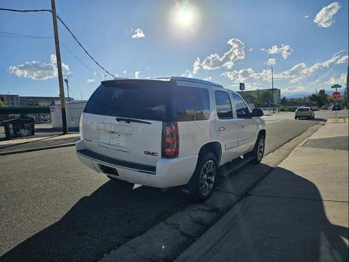 2008 GMC Yukon Denali