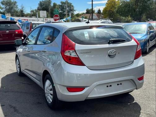 2012 Hyundai Accent GS