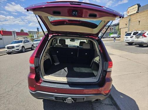 2017 Jeep Grand Cherokee Laredo