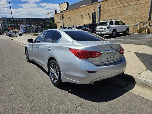 2017 INFINITI Q50 3.0t Signature Edition