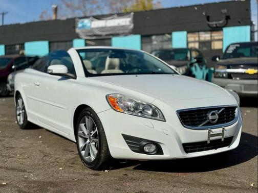 2013 Volvo C70 T5