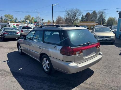 1999 Subaru Legacy Base
