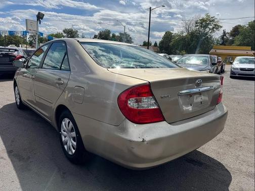 2002 Toyota Camry LE