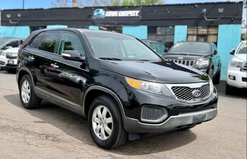 Ebony Black 2012 Kia Sorento LX