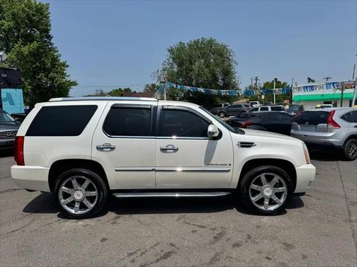 2008 Cadillac Escalade Base